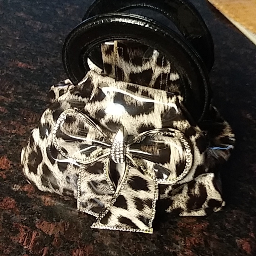 Purse - Picture 2 of 3